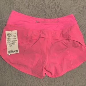 NWT 4” speed up shorts in prism pink